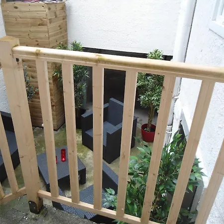 Apartment Appart Jardin En Ville Coeur De Nantes
